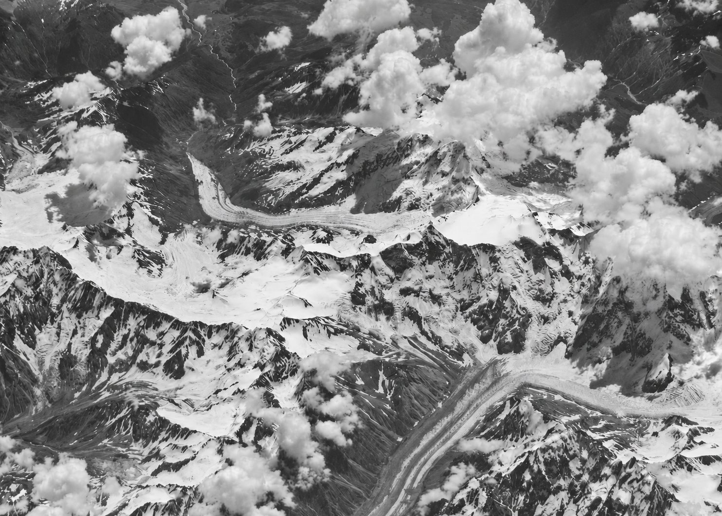 კავკასიონის ქედი სიმაღლიდან - Kanon Georgia საქართველოში